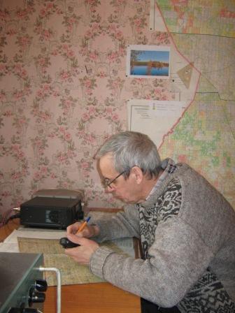 радиооператор Штыбарев В.А за работой